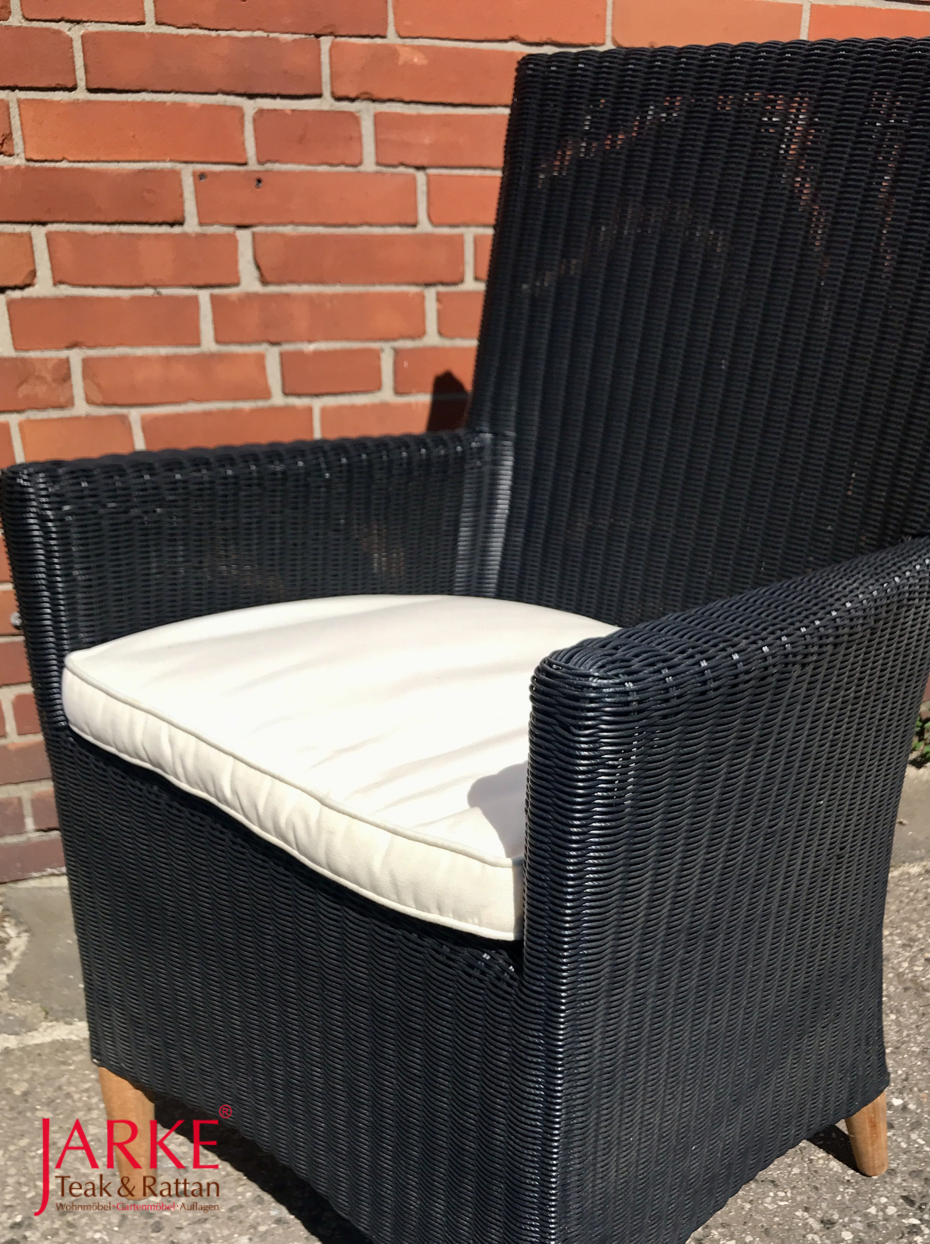 Outdoor Stuhl "Avery" Farbton Anthrazit , mit Teakbeinen