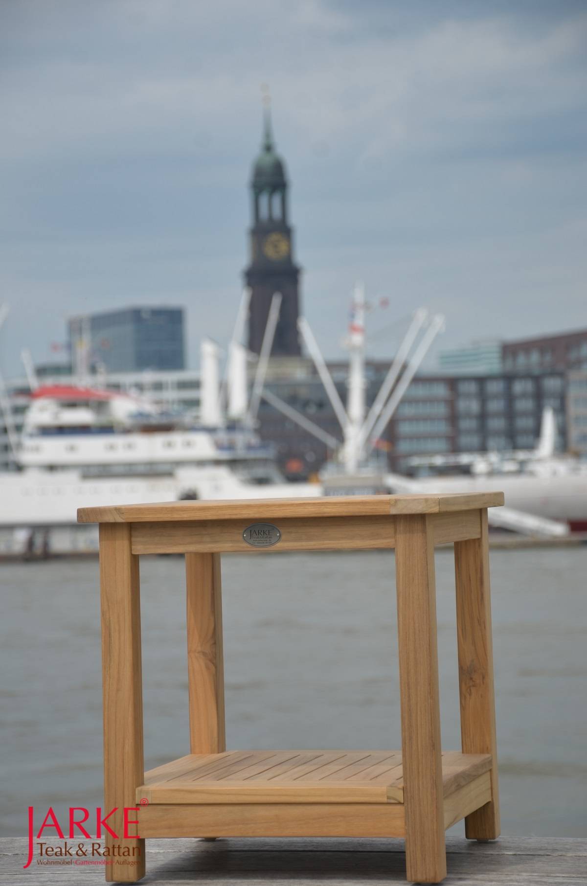Teak Beistelltisch mit Unterboden