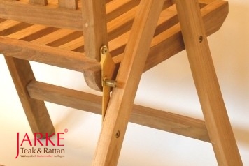 Hochlehnerstrebe, Verbindung von Sitzfläche & Stuhlbein, Messing